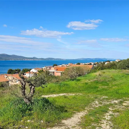 Tin * Sveti Petar (Zadar)